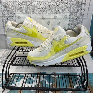 Nike Air Max 90 SE Princess Charming Yellow Voltage White DJ5198-100 Size 7.5